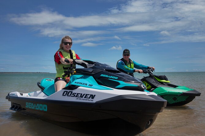 1-Hour Casino Royale Jet Skiing in Darwin - The run past Mindil Beach Casino