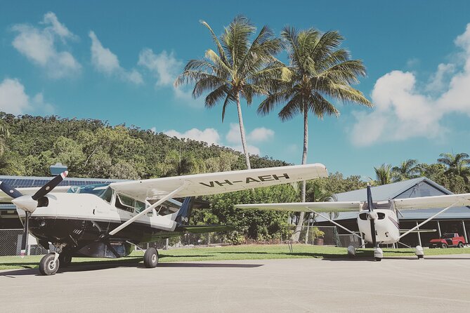1-Hour Whitsunday Islands and Heart Reef Scenic Flight - Pickup, waiting time, and the return transfer