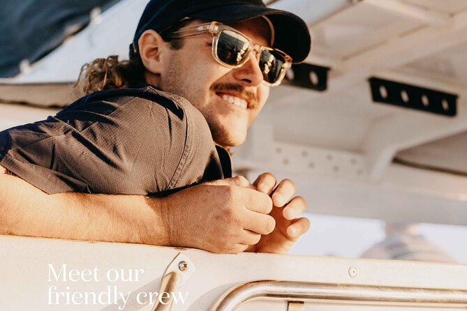 3.5 hours Sunset Cruise in Broome - Crew service and the mood on board