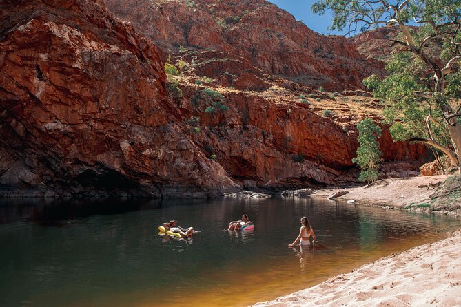 4 Day Uluru Kings Canyon West MacDonnell NP from Alice Springs - Camping, food, and the group routine