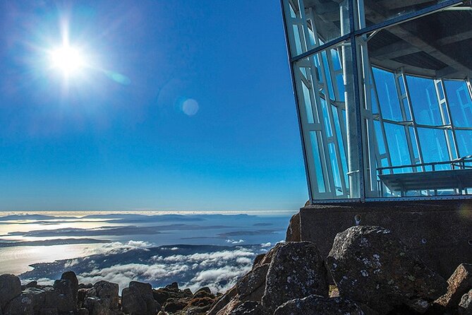 4 Day Wild Tasmania Tour / Wildlife, Nature, Hiking / Inc. Accom - Accommodation, meals and the $713.66 price