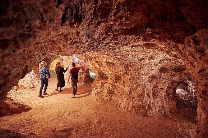 7 Day Uluru to Adelaide Cultural and Adventure Tour - Day 6: Warren Gorge, Hawker, and Wilpena Pound