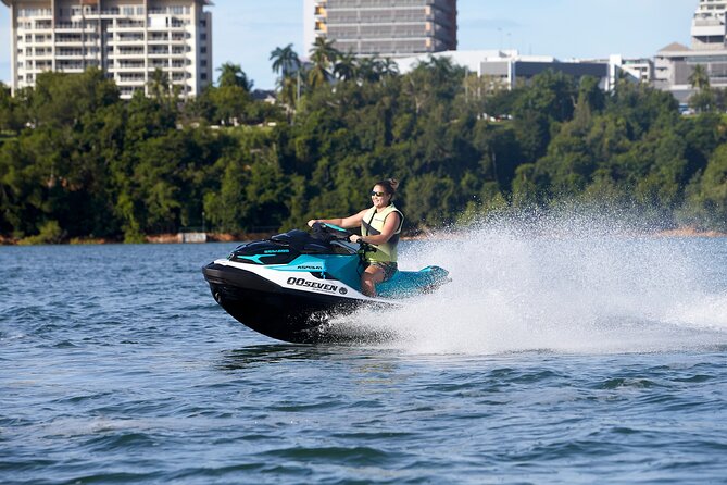 75-minute Die Another Day Jet Skiing in Darwin - The return run and Darwin’s skyline