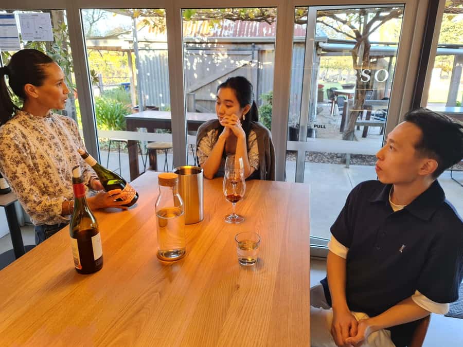 A Barossa Valley pickup: Wine and Heritage Tour, Local Guide - The final winery stop and a flexible afternoon rhythm