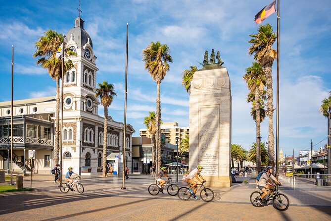 Adelaide City to Sea Bike Tour - Henley Beach and a useful morning break