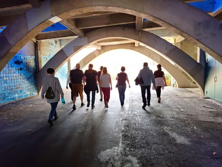 Adelaide: Guided Ultimate Walking Tour with Drink and Snack - Rundle Mall and the city’s everyday center