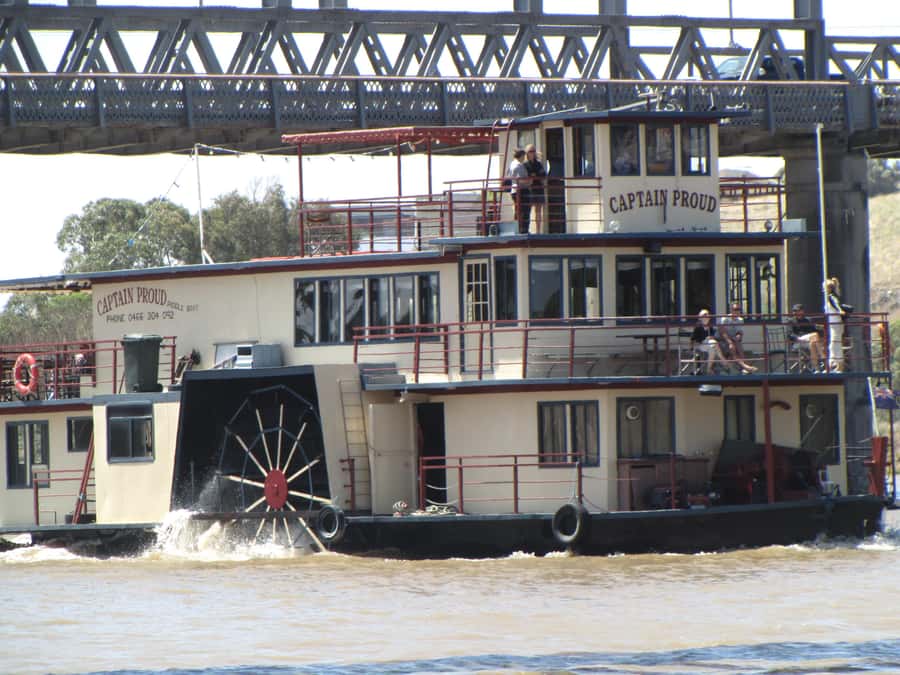Adelaide Hills Tour with River Murray 3 Hour Lunch Cruise. - Adelaide Hills on a compact timetable
