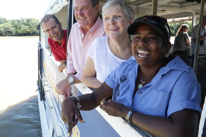 Adelaide River Jumping Croc Cruise - Adelaide River: one hour beside prehistoric reptiles