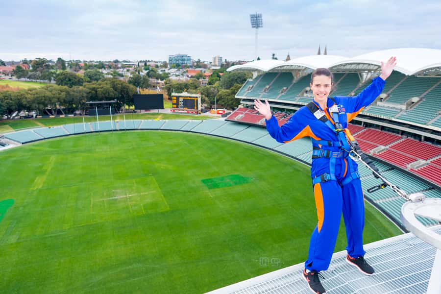 Adelaide: Rooftop Climbing Experience of the Adelaide Oval - Choosing the Best Time to Go