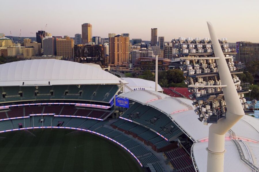 Adelaide: Sunset Rooftop Tour at Adelaide Oval - Is the climb good for families and older visitors?