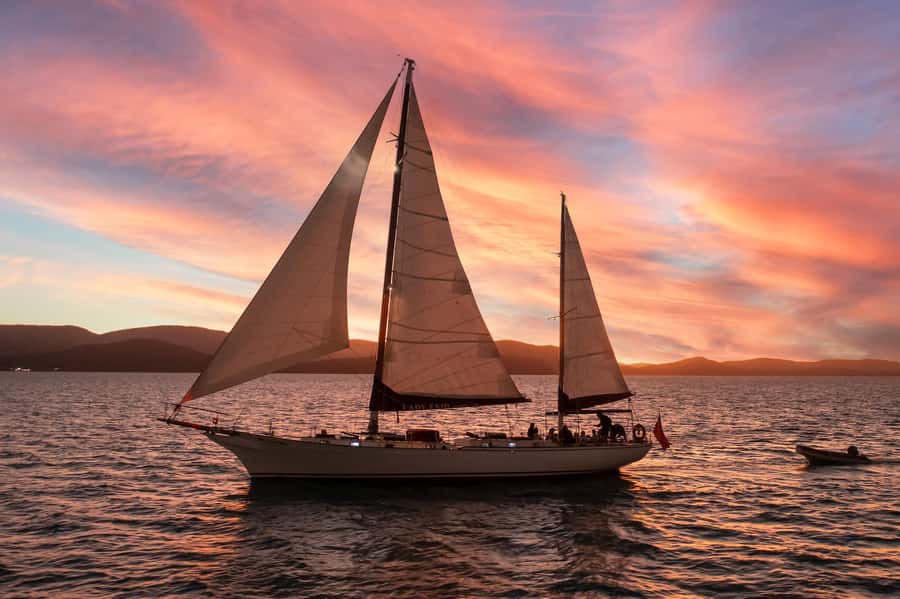 Airlie: Adults Only Sunset Sail with Aperol Spritz/Antipasto - Key details before you book