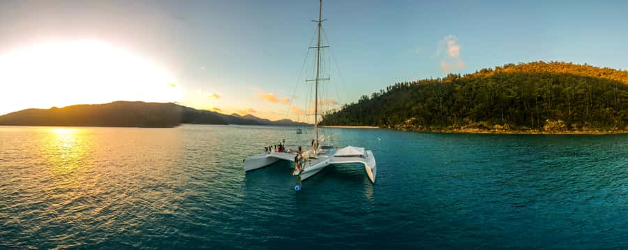 Airlie Beach: 2-Day Whitsunday Islands Sailing Snorkel Tour - Setting sail from Coral Sea Marina