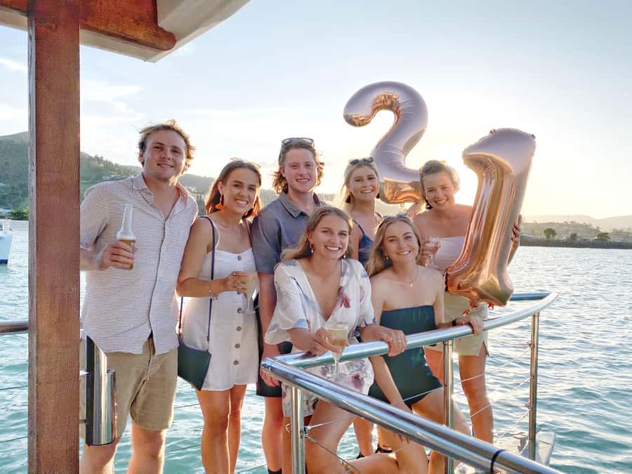 Airlie Beach: 2-Hour Sunset Cruise with Sparkling Wine - Turtles, dolphins, and the chance wildlife brings