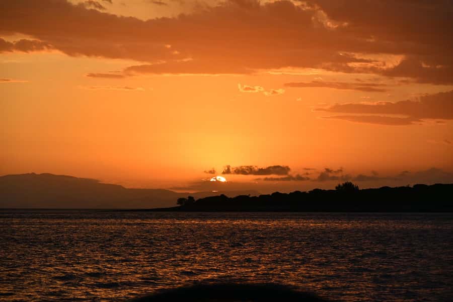 Airlie Beach: 2-Night Whitsundays Sailing Trip with Meals - Is $460 a fair price?