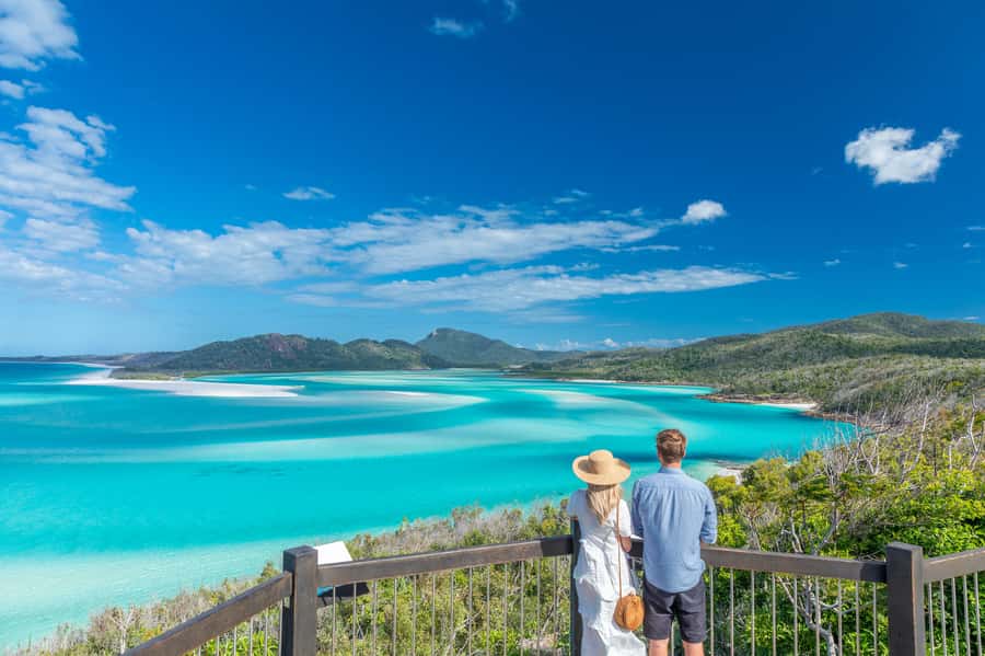 Airlie Beach: Adults-Only Whitehaven Beach Sailing Tour - The sunset sail back to Airlie Beach