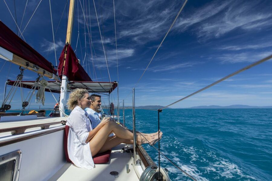 Airlie Beach: Adults-Only Whitehaven Beach Sailing Tour - Who should book this sailing trip