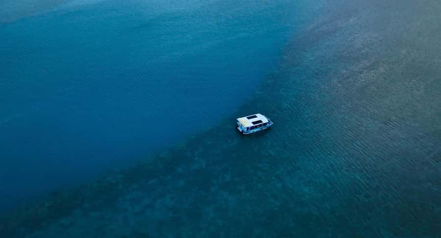 Airlie Beach: Glass-Bottom Boat Tour - Practical details that can affect your day