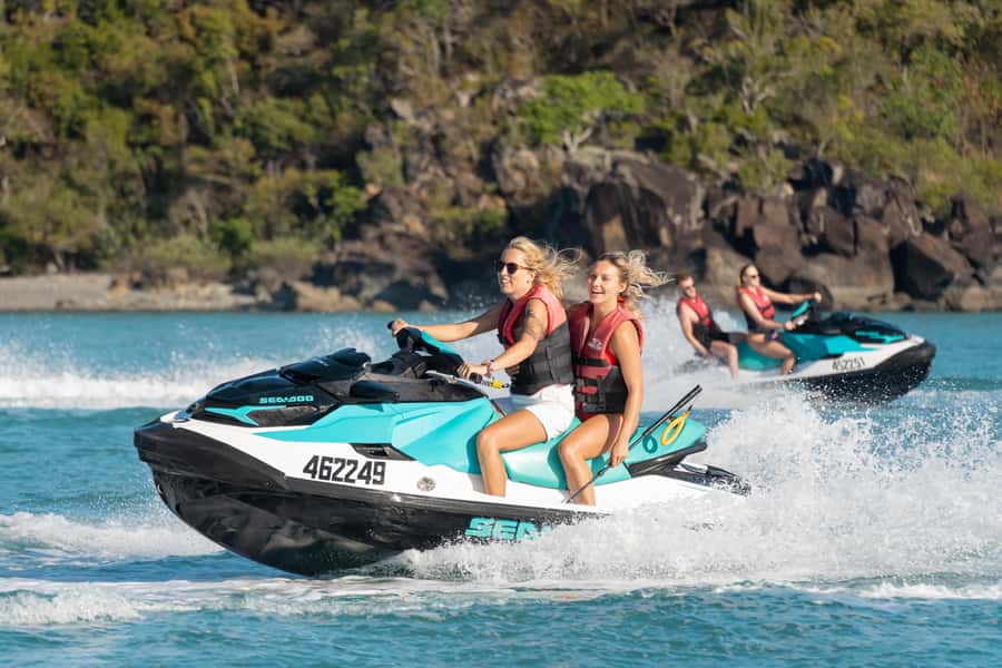 Airlie Beach: Jet Ski Safari Hour of Power and Marine Life - Starting at Rufus & Co. Cafe
