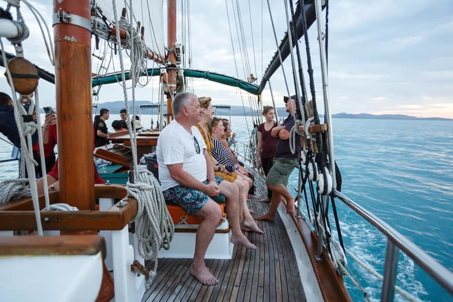 Airlie Beach: Providence Whitsundays Tallship Sunset Sail - Key points to know before sailing