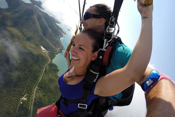 Airlie Beach Tandem Skydive Over the Whitsunday Islands - From Airlie Beach to the Skydive Australia building