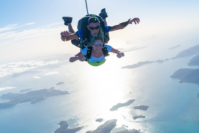 Airlie Beach Tandem Skydive Over the Whitsunday Islands - Five to seven minutes under the canopy