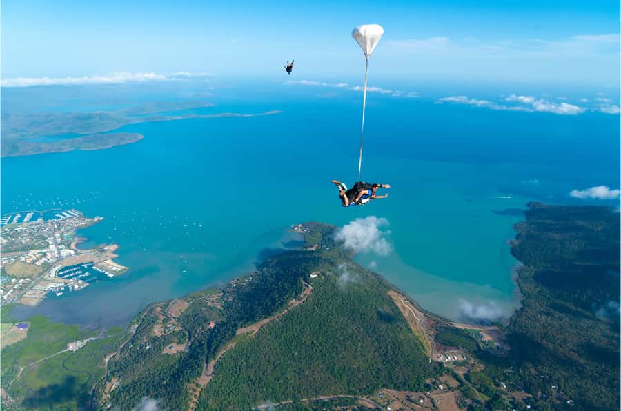 Airlie Beach: Tandem Skydive over the Whitsundays - Key points before you book