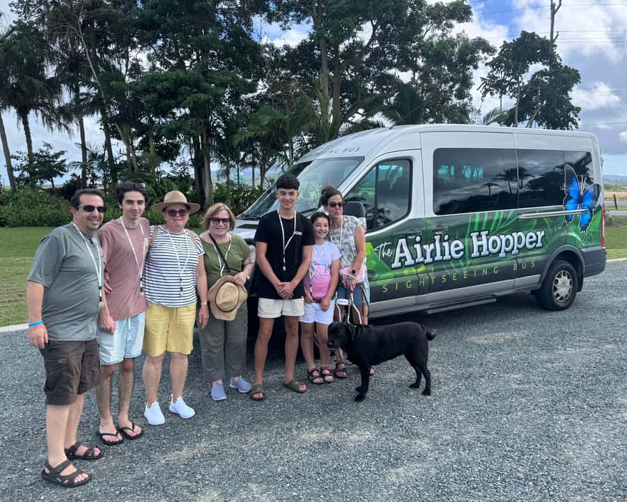Airlie Beach: The Airlie Hopper Sightseeing Bus - Why this bus tour works for a short Airlie Beach stay
