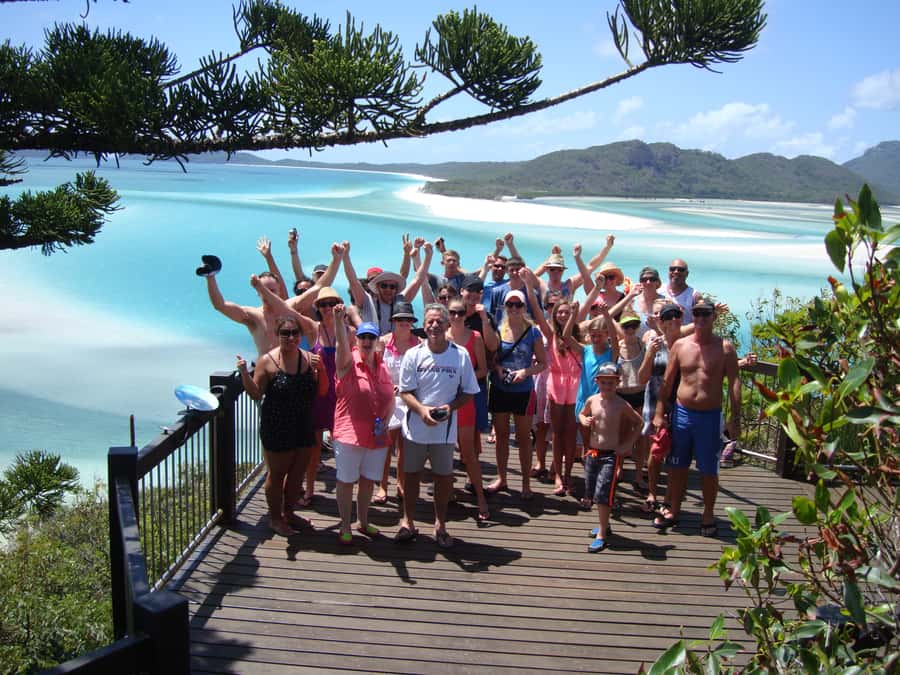 Airlie Beach: Whitehaven Beach BBQ & Hill Inlet Adventure - The beach BBQ is more than a token lunch
