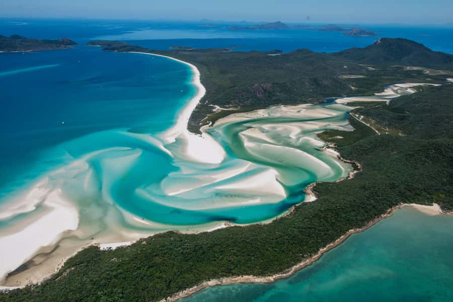 Airlie Beach: Whitehaven Beach Club - Your first Whitehaven arrival