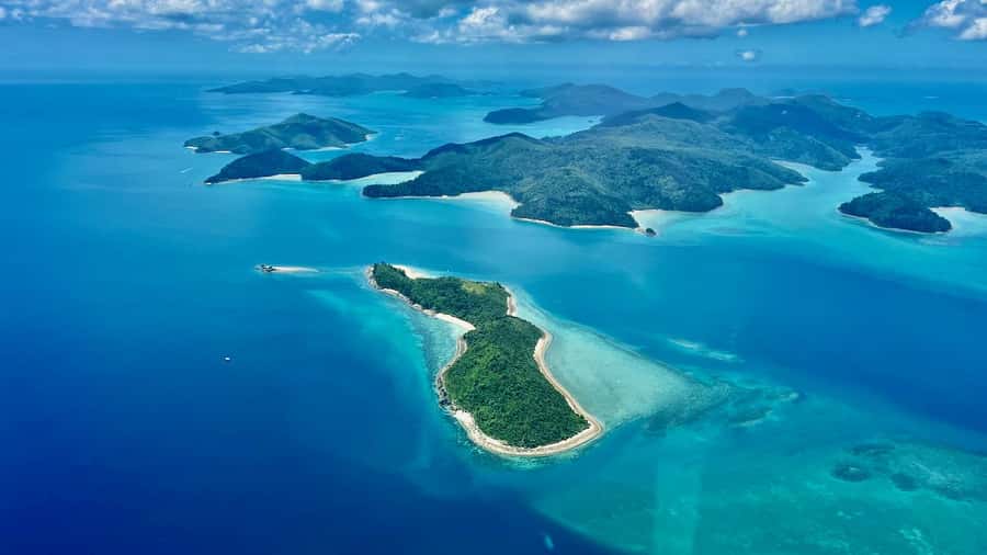 Airlie Beach: Whitsundays & Great Barrier Reef Scenic Flight - Key points to know before you book