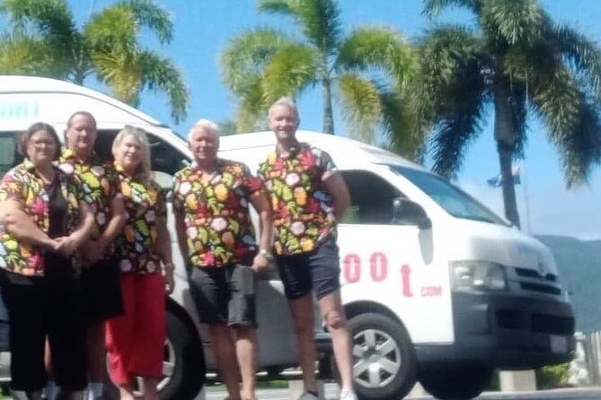 AIRPORT TRANSFER between Cairns Airport & Port Douglas (6am-5pm) - Child seats and family travel