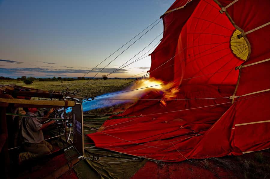Alice Springs: Early Morning Hot Air Balloon Flight - Key points to know before booking
