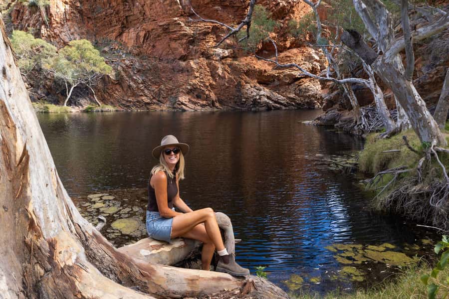 Alice Springs: West MacDonnell Ranges & Standley Chasm Tour - The Ochre Pits, a short stop with lasting meaning