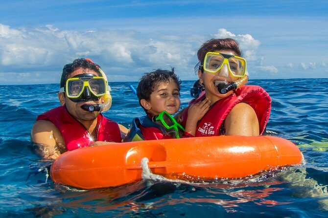 All Inclusive Great Barrier Reef Cruise w optional Scuba Diving - From Marlin Marina to open water at 8:00 am