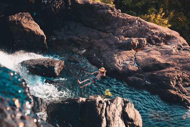 All-Inclusive Waterfall Explorer Day Trip from Airlie Beach - Cedar Creek Falls, where rain decides the show