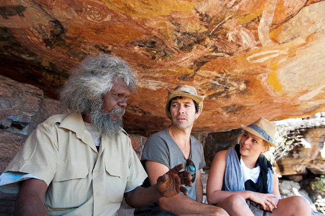 Arnhem Land Yingana Injalak Hill Full Day Tour from Darwin - Key points to know before you book