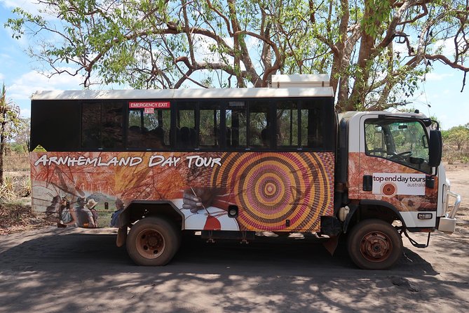 Arnhem Land Yingana Injalak Hill Full Day Tour from Darwin - The arts center and afternoon tea