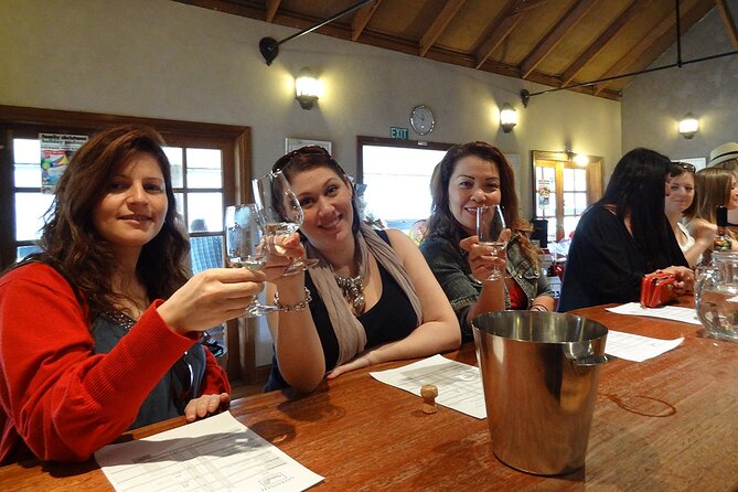 Award-Winning Hunter Valley Wine & Cheese Tour from Sydney - What the wine tasting is really like