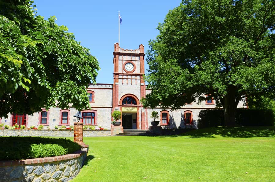 Barossa Valley: Hop-On Hop-Off Tour - Four one-hour stops, with room to choose
