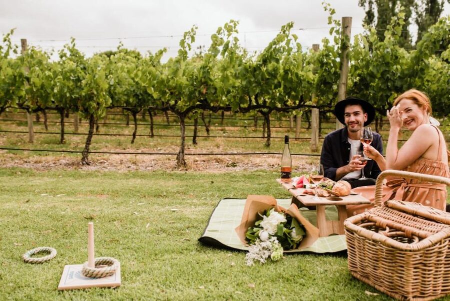 Barossa Valley: Taste & Graze Food and Wine Trail - A relaxed half-day for friends and family