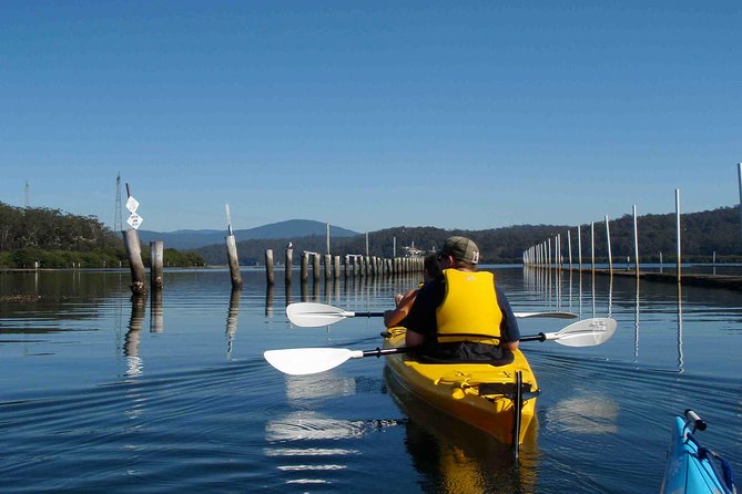 Batemans Bay Oyster Tasting Kayak Tour - Meeting at Wray Street and getting ready