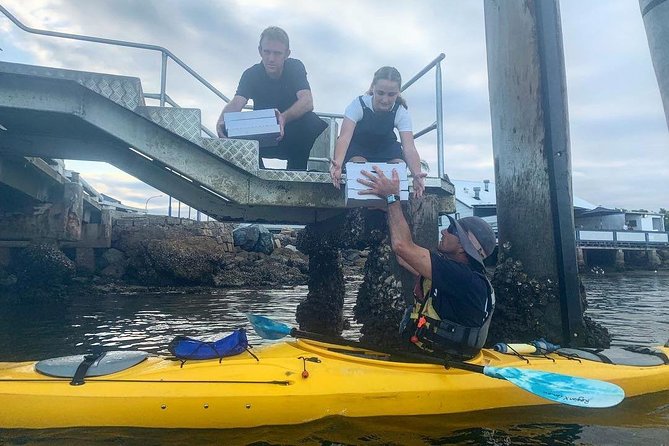 Batemans Bay Sunset Pizza Kayak Tour - Float and Feast - What you see around Batemans Bay harbour