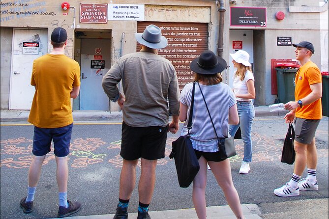 Best of Brisbane Walking Tour: local guide, snack, small group - Queen Street Mall and Brisbane Square