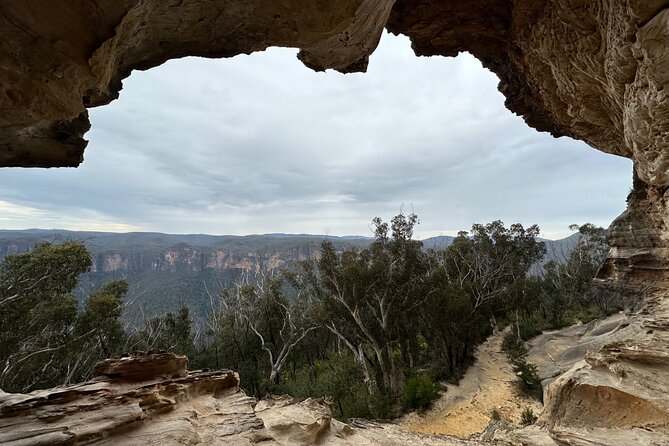 Blue Mountains Full Day Guided Tour - What the guide adds to the scenery
