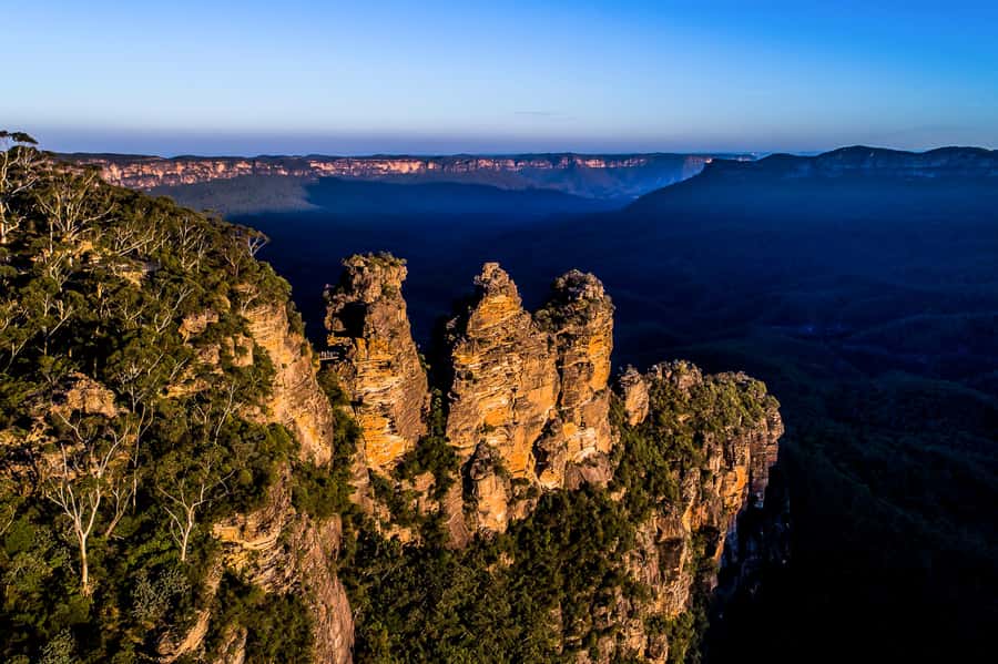 Blue Mountains Sunset Waterfalls Wildlife Tour From Sydney - Weather, crowds, and the real trade-off