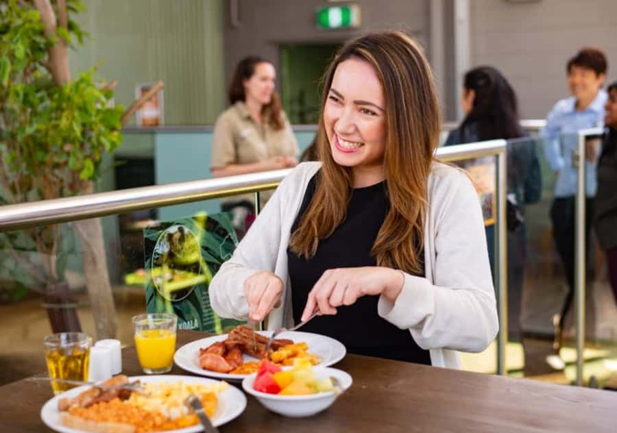 Breakfast with Koalas at WILD LIFE Zoo Darling Harbour - Why the 7:15 start is worth the alarm
