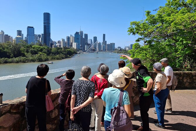 Brisbane Bus Tour: Max 10 people | Half Day | Morning tea inc. - Cheryl, Guy, and the value of local commentary