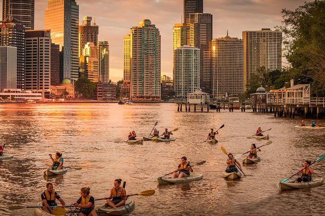 Brisbane City Twilight Kayak - Instruction first, river time second