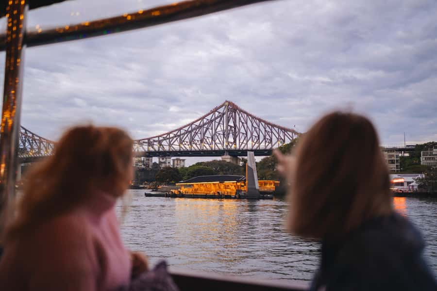 Brisbane: Cruise to Lunch Package: 10:30am-2pm (3.5hr) - A river cruise that turns into a pub lunch