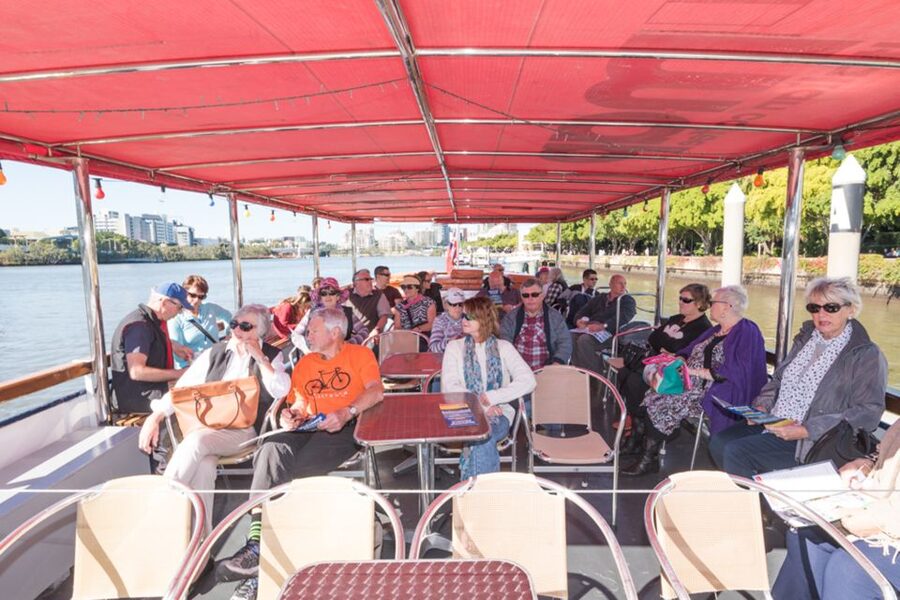 Brisbane: Cruise to Lunch Package: 10:30am-2pm (3.5hr) - The keg tapping and beer sample